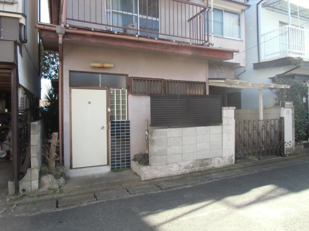 Local land photo. Local (12 May 2013) Shooting