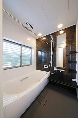 Building plan example (introspection photo). Unit bus construction cases. Unit bus without cold even during winter bathing, Happy to maintenance, such as cleaning. Since even the bathroom drying heater is installed, Laundry on a rainy day is also safe.