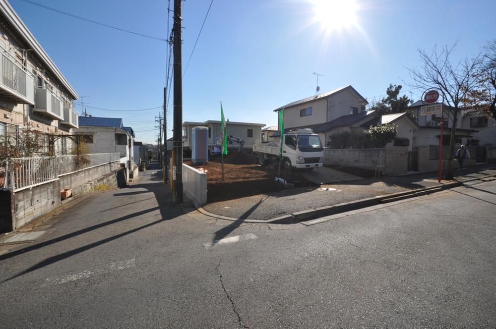 Local land photo. Even local (12 May 2013) shooting low sun in winter, It is this day.