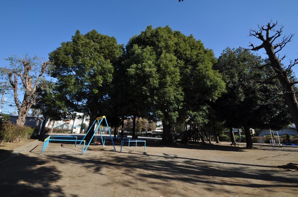 Other. Even you'llcome small children, Park, such as salvia park is dotted with around.  [A 4-minute walk] 