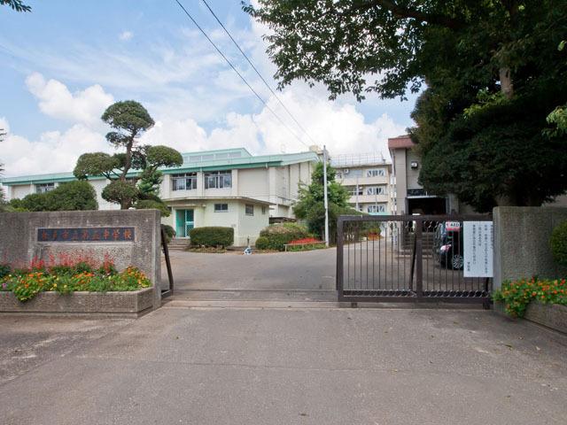 Junior high school. 1200m to Matsudo Municipal fifth junior high school