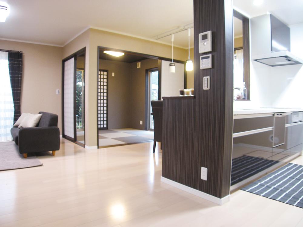 Building plan example (introspection photo). Building plan example building price 14.8 million yen, Building area 95 sq m