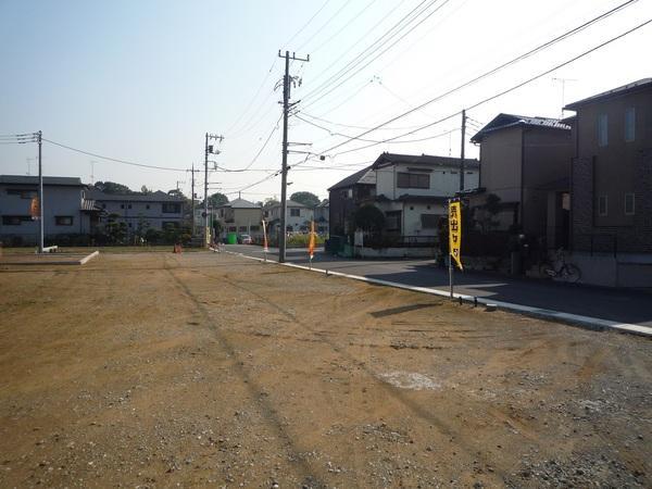 Local photos, including front road