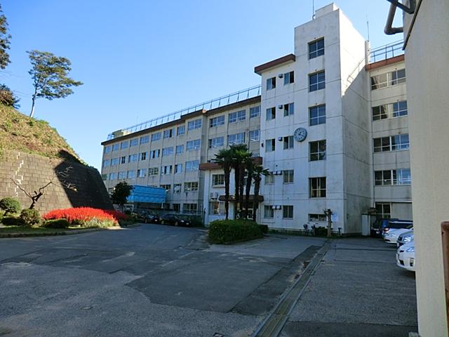 Junior high school. Kawarazuka 1450m until junior high school