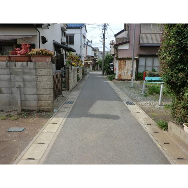 Other local. Frontal road