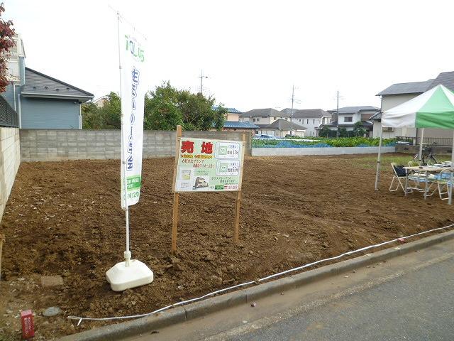 Local photos, including front road