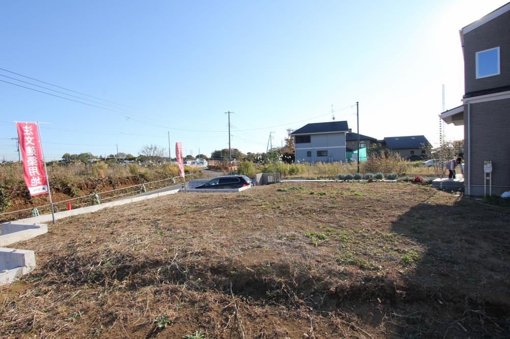 Local land photo. B-3 Local (11 May 2013) Shooting