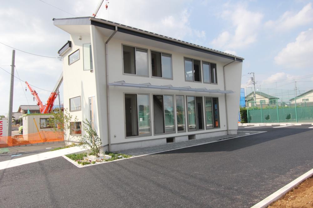 Local guide map. Nagareyama Otaka of forest office / LCCM housing Showroom