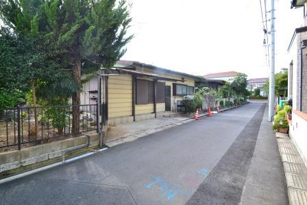 Local photos, including front road