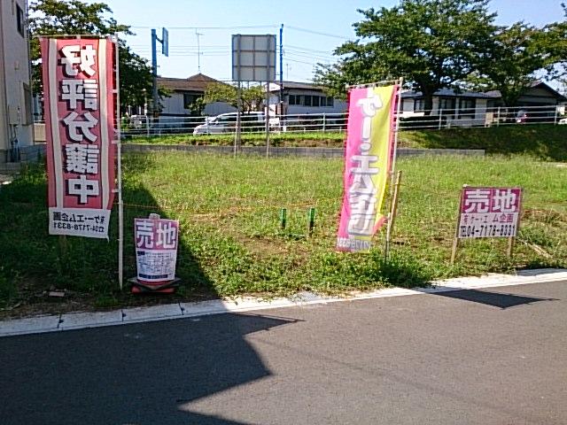 Local photos, including front road. Local (September 2013) Shooting