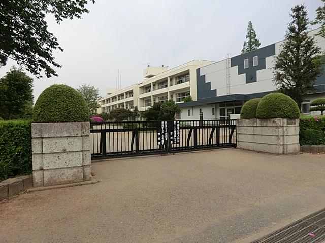 Junior high school. Nagareyama Municipal Southern Junior High School