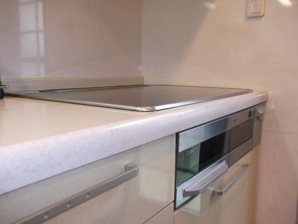 Kitchen. IH cooking heater