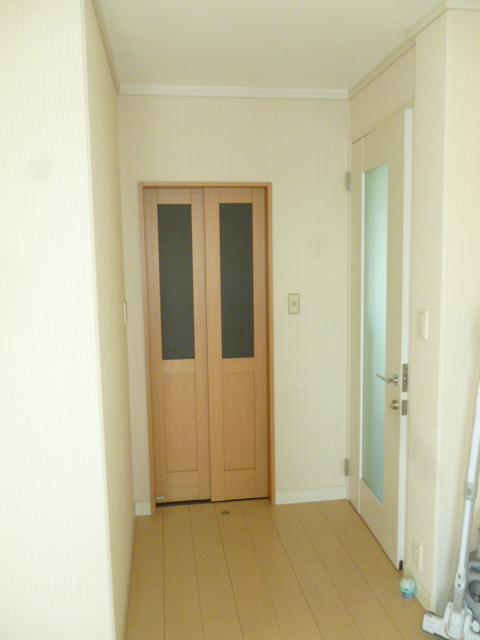 Other introspection. Home Elevator Also carry comfortably heavy luggage!