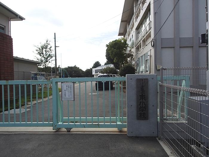 Primary school. Nagareyama Tatsuhigashi to elementary school 1100m