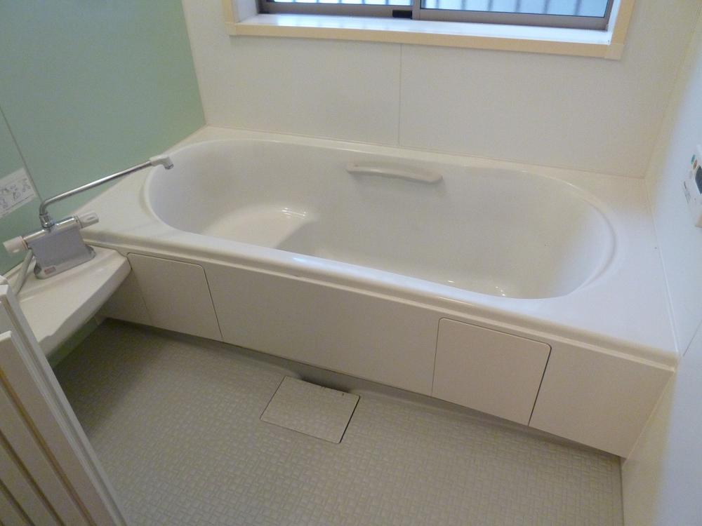 Bathroom. Indoor (October 3, 2013) Shooting