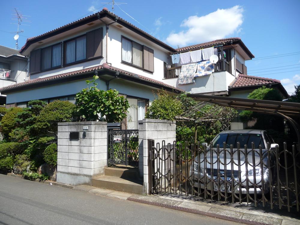 Local appearance photo