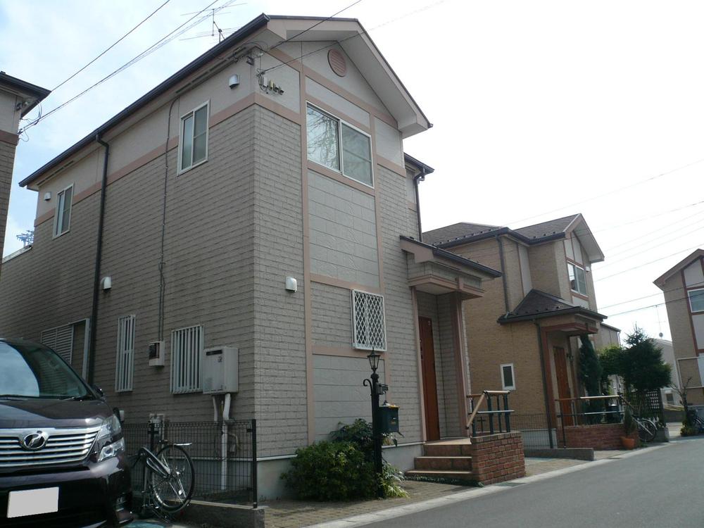 Local appearance photo