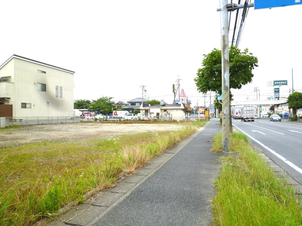 Local photos, including front road