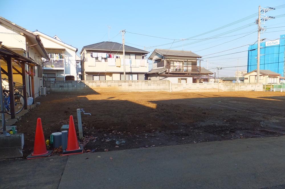 Local land photo. Local (12 May 2013) Shooting