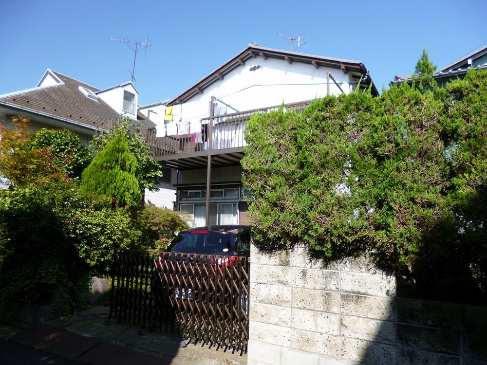 Local appearance photo