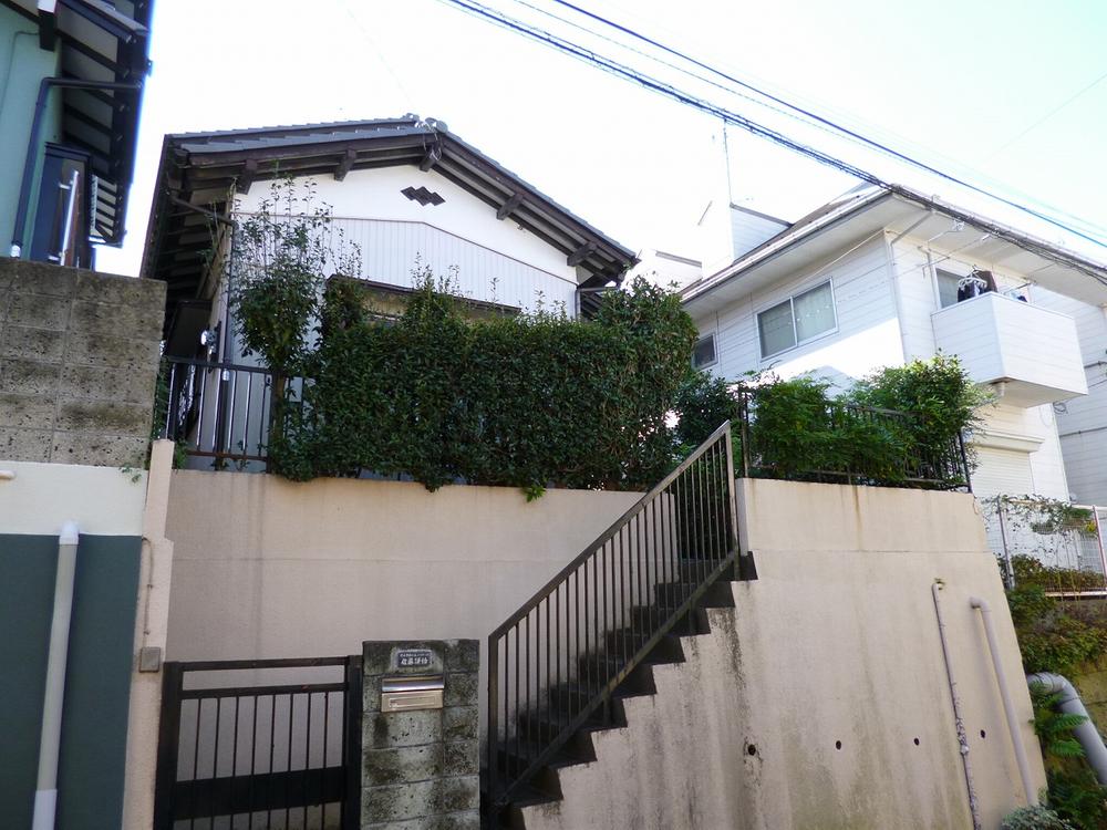 Local appearance photo