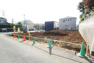 Local land photo. Local (11 May 2013) Shooting