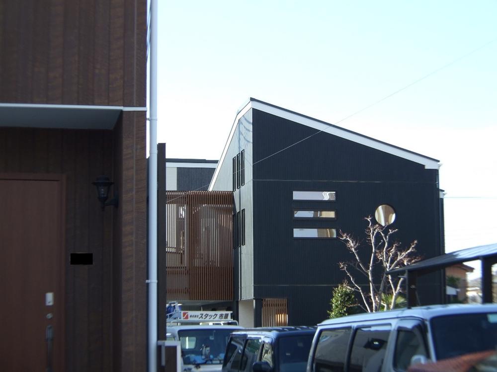 Building plan example (exterior photos). Standard specification area 96 sq m 1,700 million units (tax included)