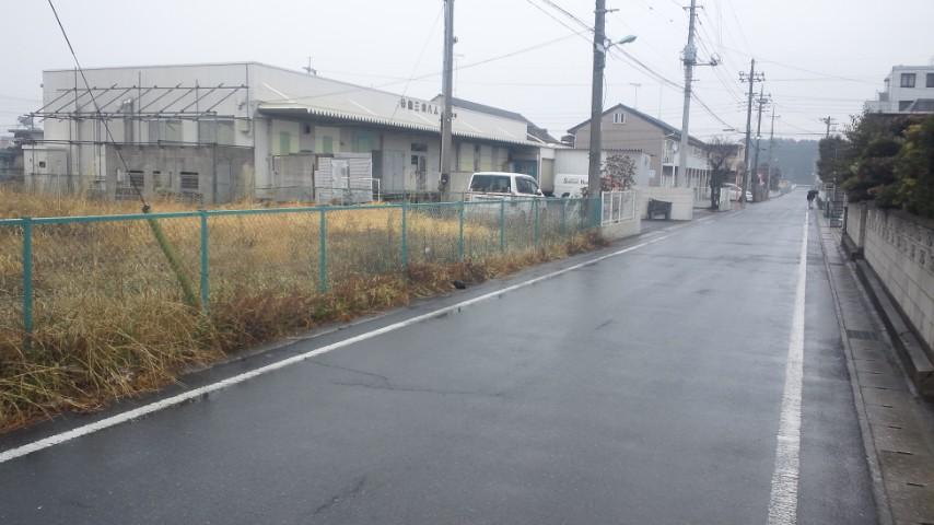 Local photos, including front road. Local (February 2013) Shooting