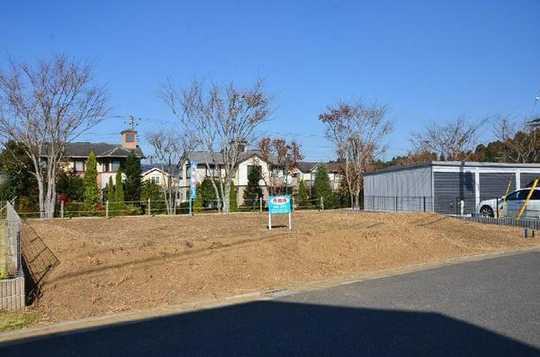 Local land photo. Local photos (south side)