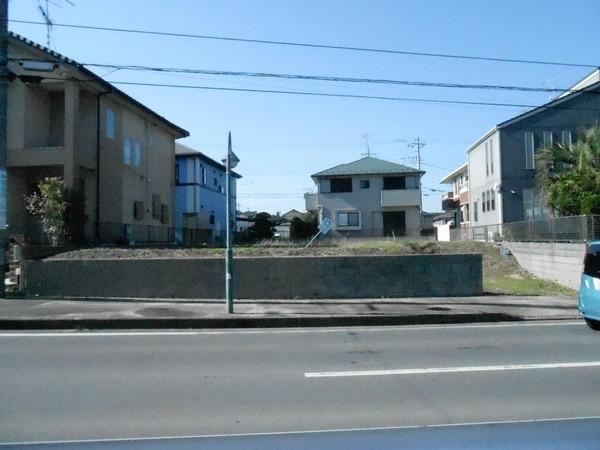 Local photos, including front road