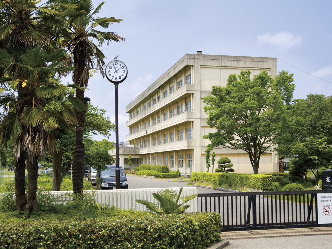 Junior high school. Also high Ino junior high school children of the academic level, Reputation of the junior high school.