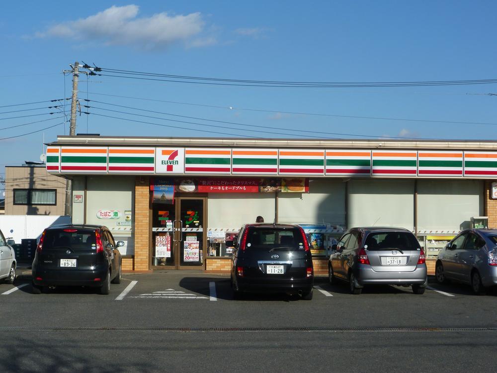 Convenience store. 87m until the Seven-Eleven Sakura Ojidai 3-chome