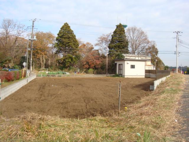Local land photo. Shooting from the south