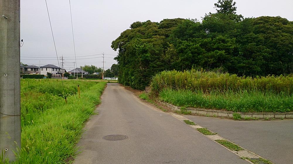 Local photos, including front road