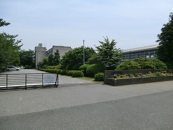 Junior high school. Oyamaguchi 2350m until junior high school