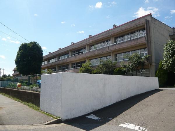 Junior high school. 350m to Nanshan Middle School