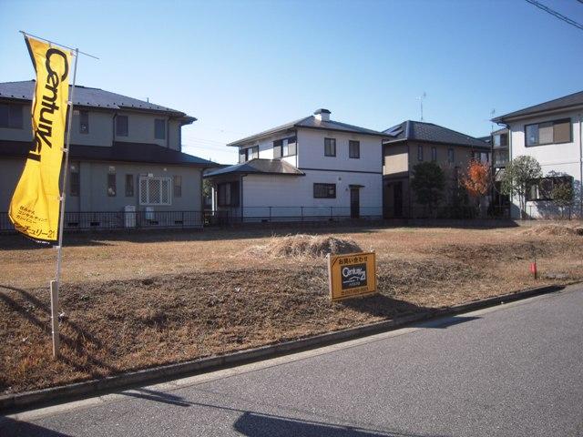 Local land photo. Local (10 May 2013) Shooting