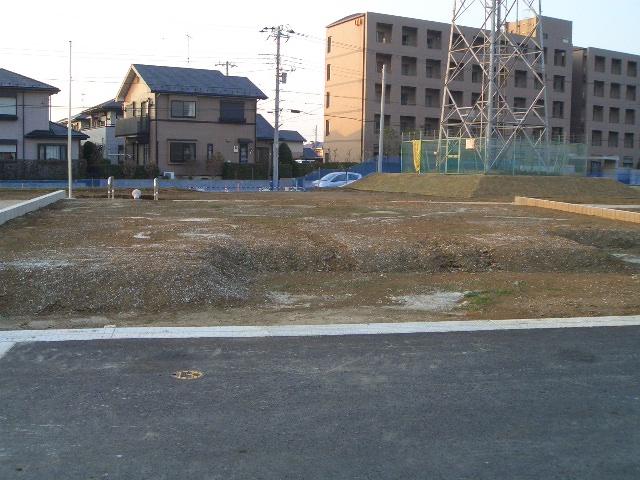 Local land photo. 10-1 front photo