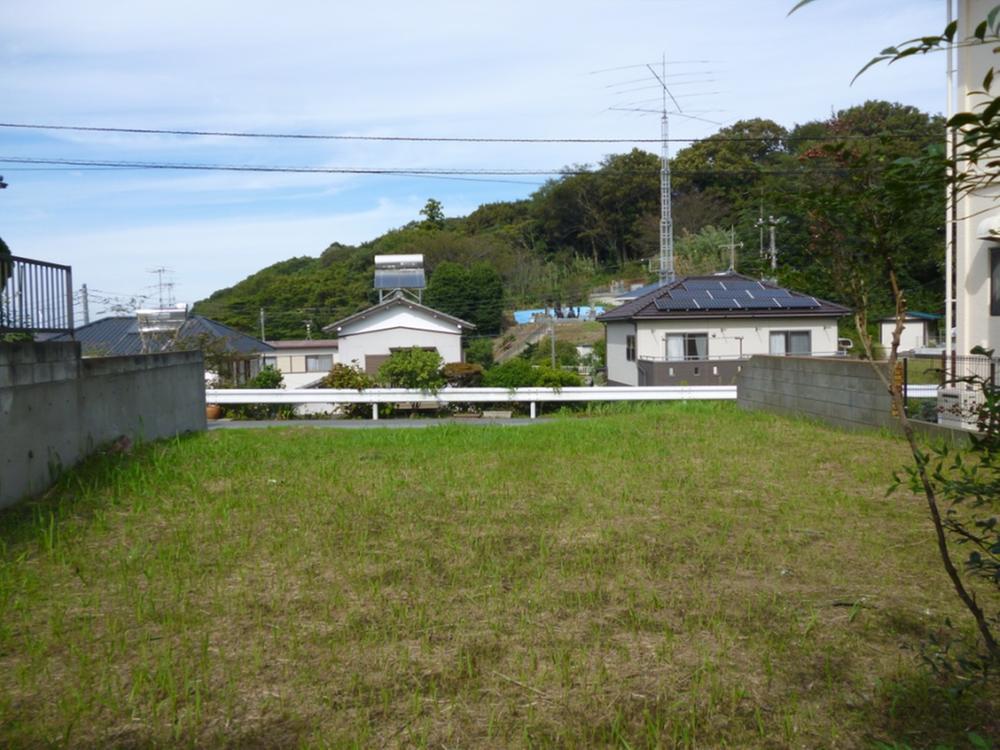 Local land photo. From the southwest side