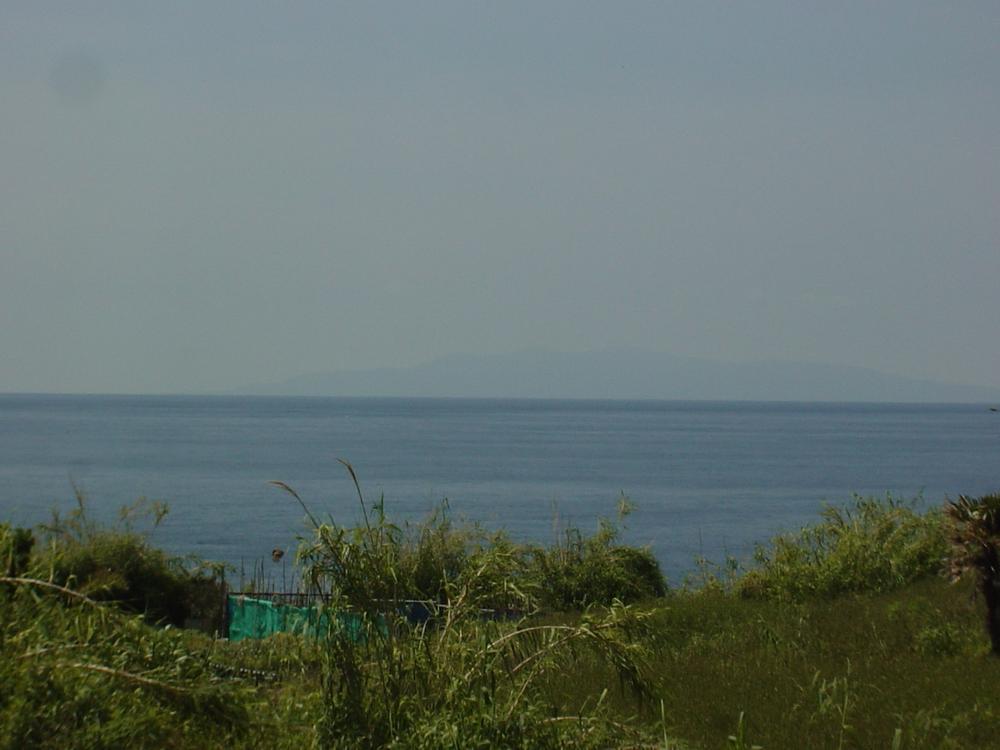 View photos from the local. View from local (May 2012) shooting