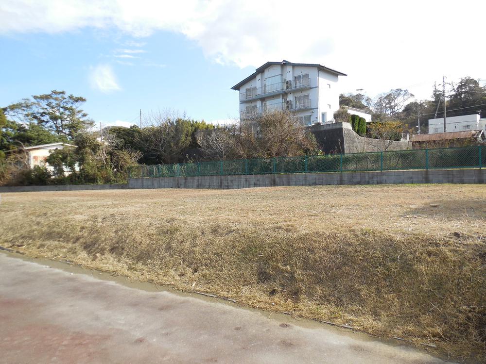 Local land photo. Local (12 May 2013) Shooting