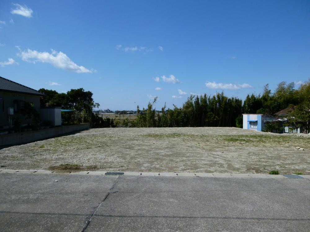 Local land photo. Local (March 2012) shooting