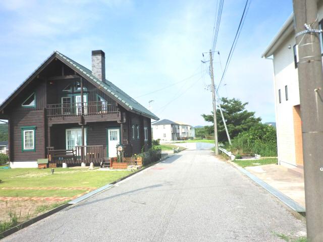 Sale already cityscape photo. Sale already the city average