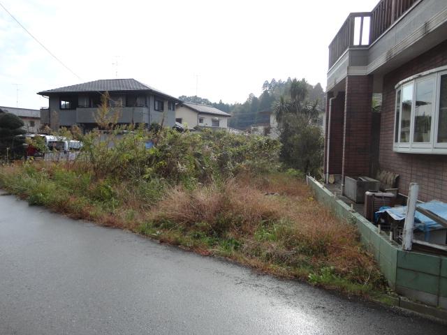 Local photos, including front road. local