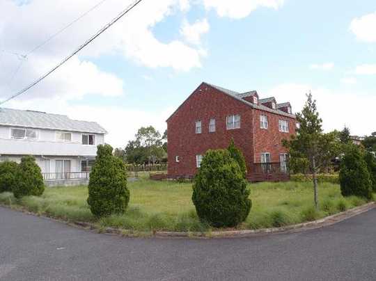 Local land photo. ◆ The object being photographed from the south-west direction.