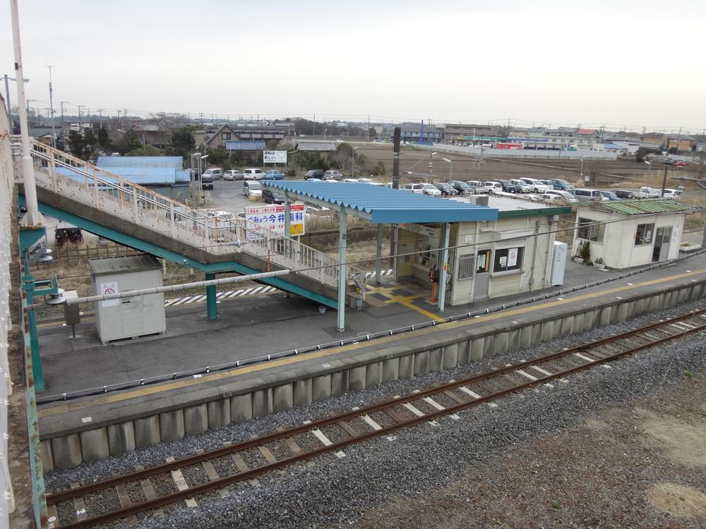 station. JR 1800m to Gumyō Station