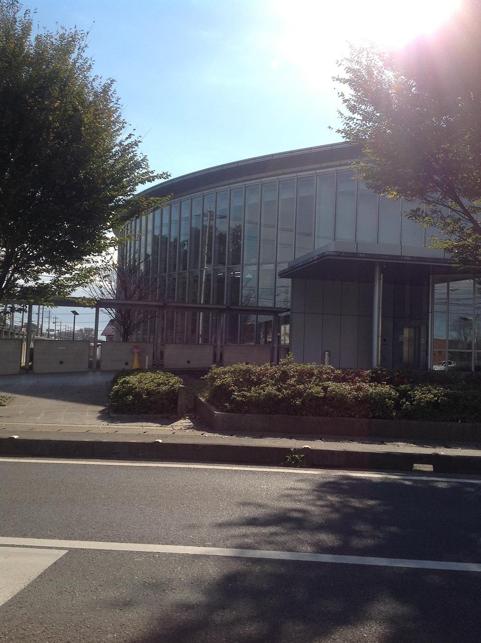 library. Tomisato 725m to Public Library