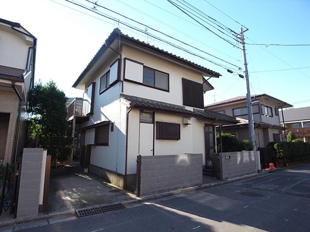 Local land photo. Quiet subdivision