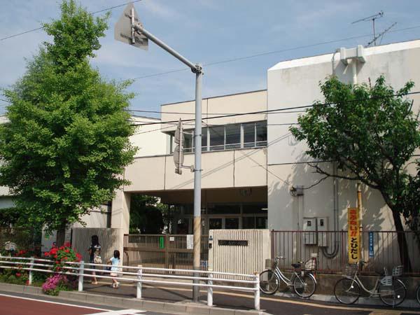 kindergarten ・ Nursery. Urayasu Mimyo River 720m walk about 9 minutes to kindergarten