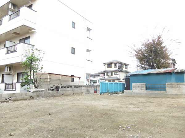 Other. Good location of a 9-minute walk from the well station is very sunny